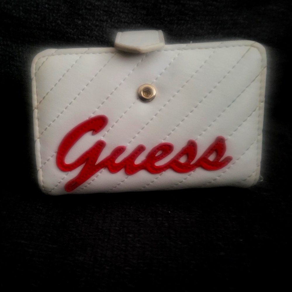 Guess wallet